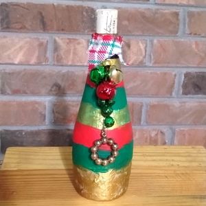 Holiday bottle art